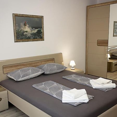 Apartment Lilia Καβάρνα Εξωτερικό φωτογραφία